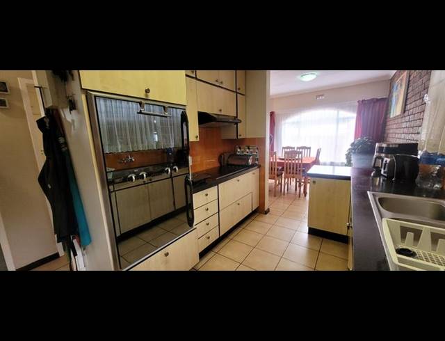 3 BEDROOM HOUSE FOR SALE IN GLENVISTA